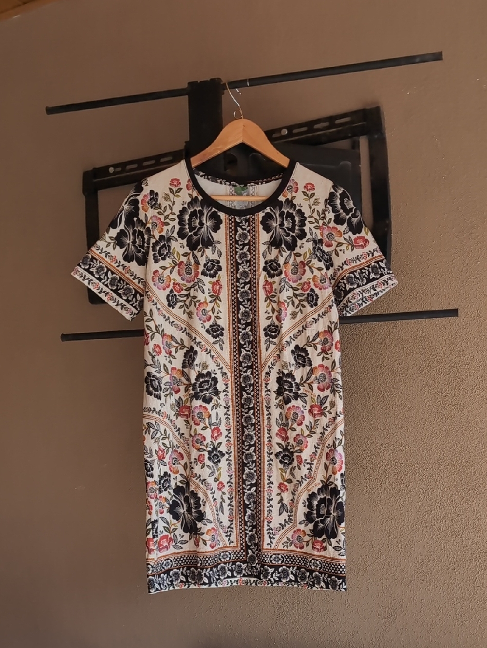 FARM Rio Floral Mini Dress - Picture 2 of 3